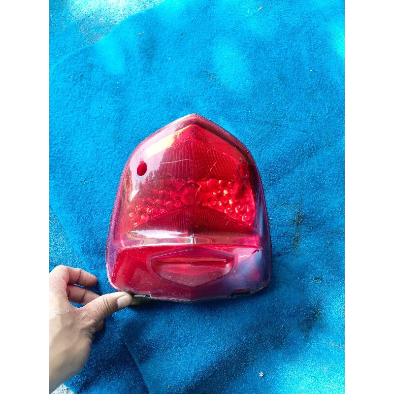 lampu belakang stoplamp tiger revo ORIGINAL