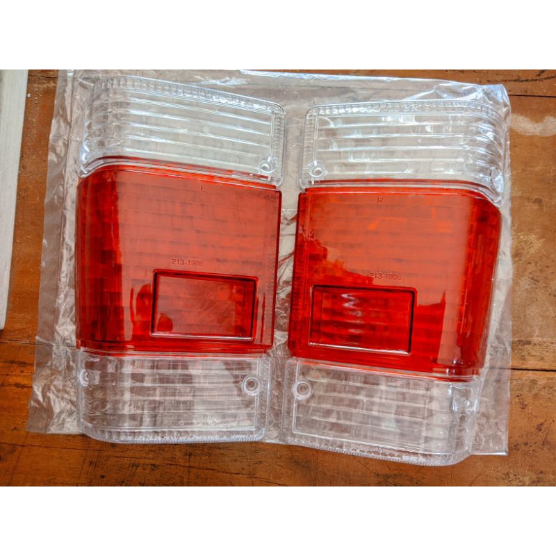 1set MIKA STOPLAMP PANTHER LAMA/KOTAK 2.3&2.5 MODEL KRISTAL