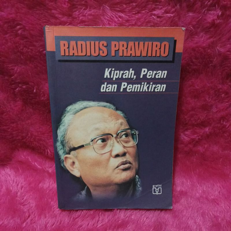 buku Radius prawiro kipra, peran dan pemikiran