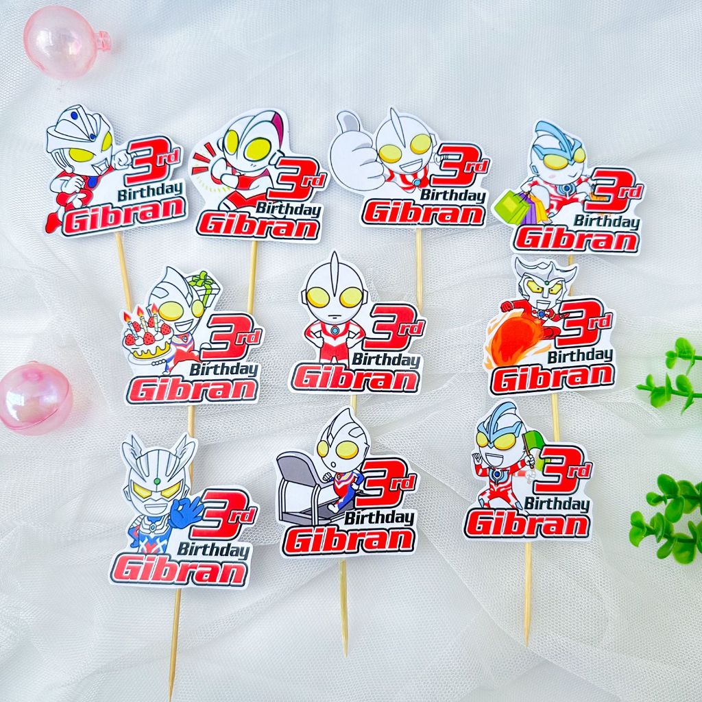 Ultraman Chibi Topper Cupcake / Hiasan Kue Ulang Tahun - Custom Nama