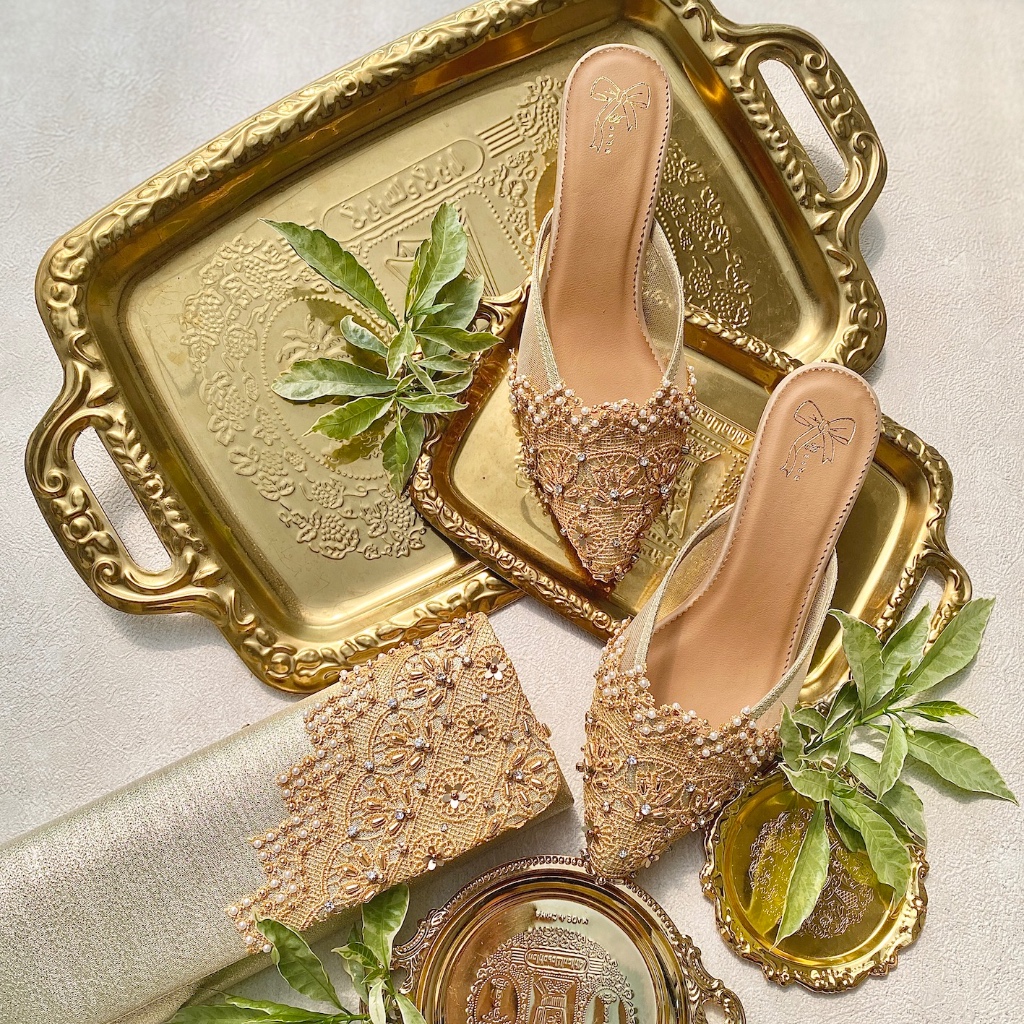 Matching Set Gold Selop Sandal Sepatu Pesta Wanita Kitten Heels 5cm & Tas Clutch AVEDA CZ6235