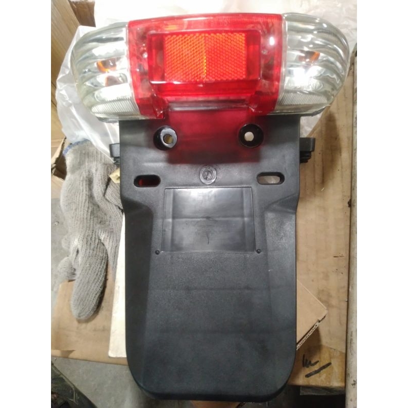 spakbor belakang + lampu belakang set original baby matic Qingqi 50cc
