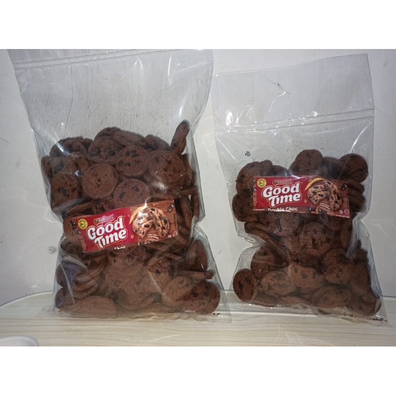 

good time choco chips ukuran 1 kg