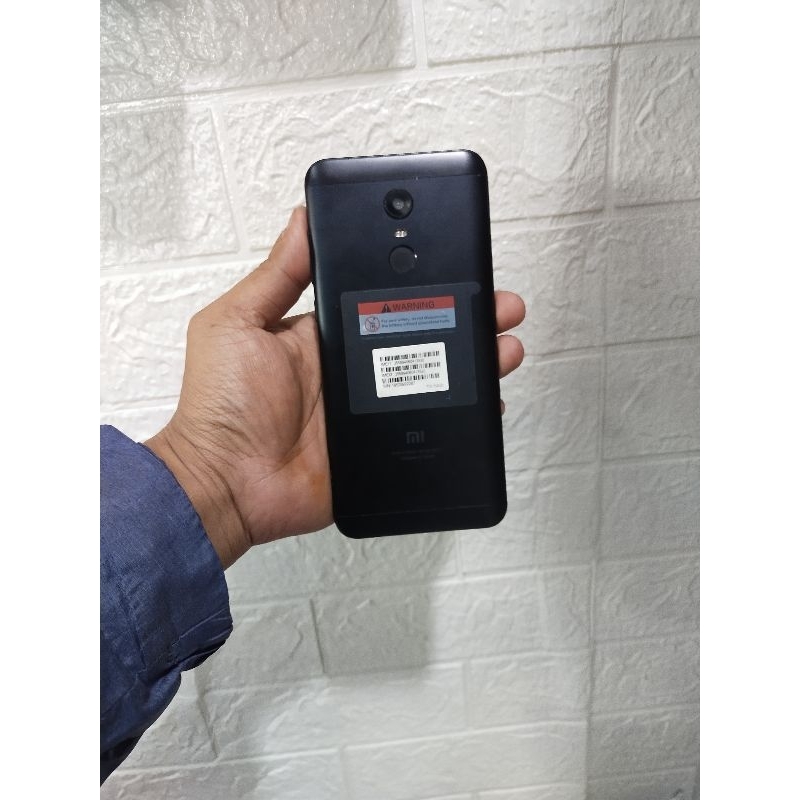 redmi 5 plus ram 4/64 gb second