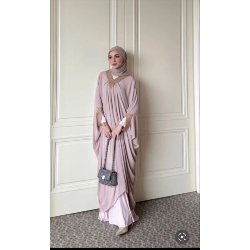 Ameera kaftan , Cinderella dress dusty purple by gonegani