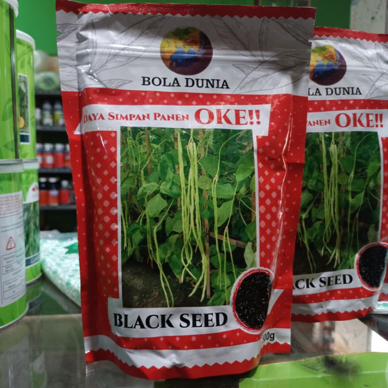 Benih kacang panjang BLACEK SEED by BOLA DUNIA KMS 500 gr