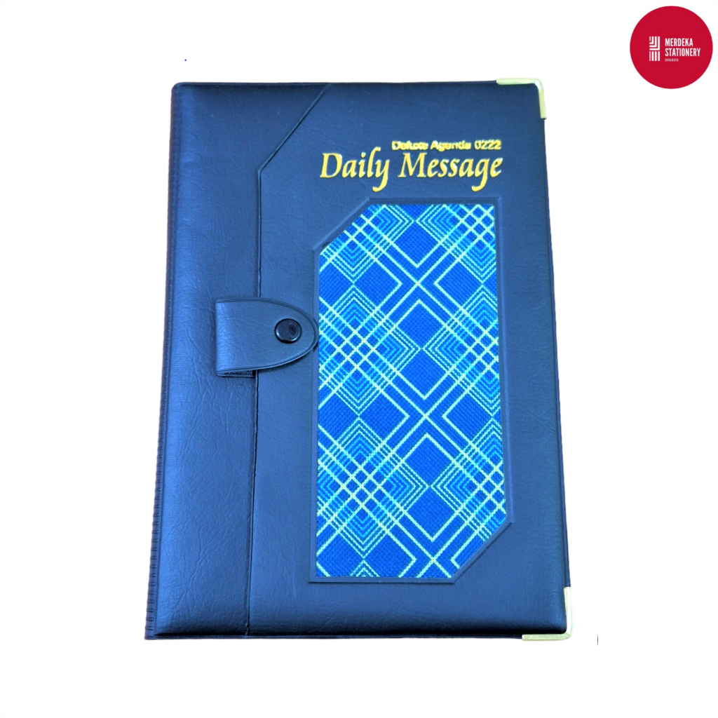 

Buku/Book Agenda/Notes Kulit + Kantong + Kancing Daily Message 0222 15x21 cm 135 lembar