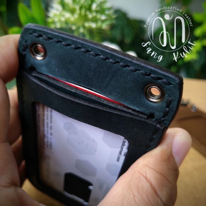 

Lanyard ID Card Kulit Asli | 2 MUKA BOLAK BALIK | PAKAI COVER MIKA | ANTI MELINTIR | Holder Name Tag