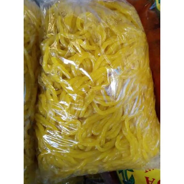 

Ready Mie aci kuning mi golosor glosor 1 kg BL