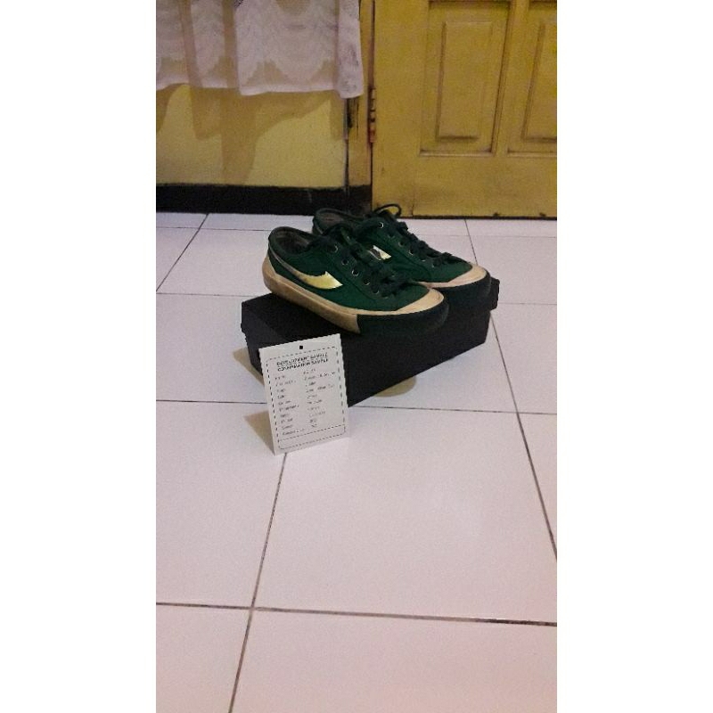 Compass Proto  Green Second