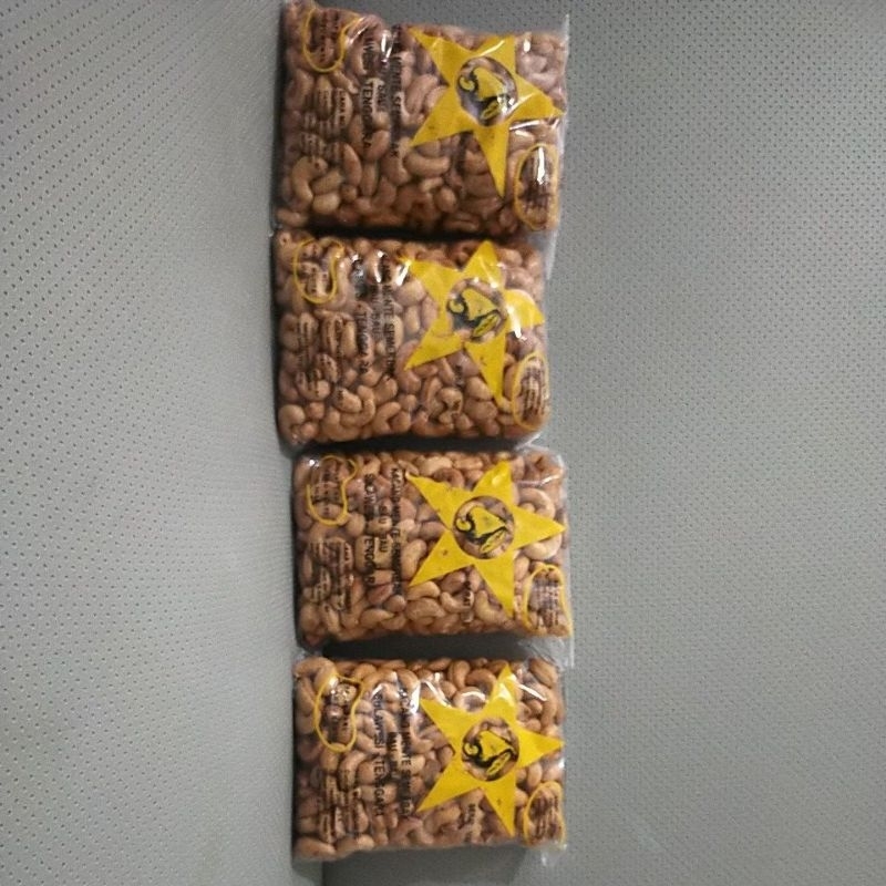 

kacang mete semerbak