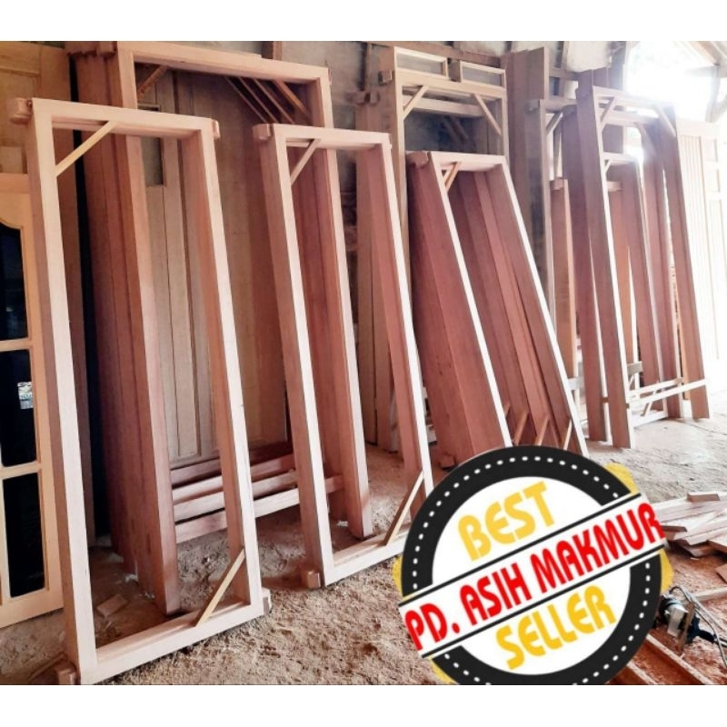 KUSEN KAYU MAHONI SUPER