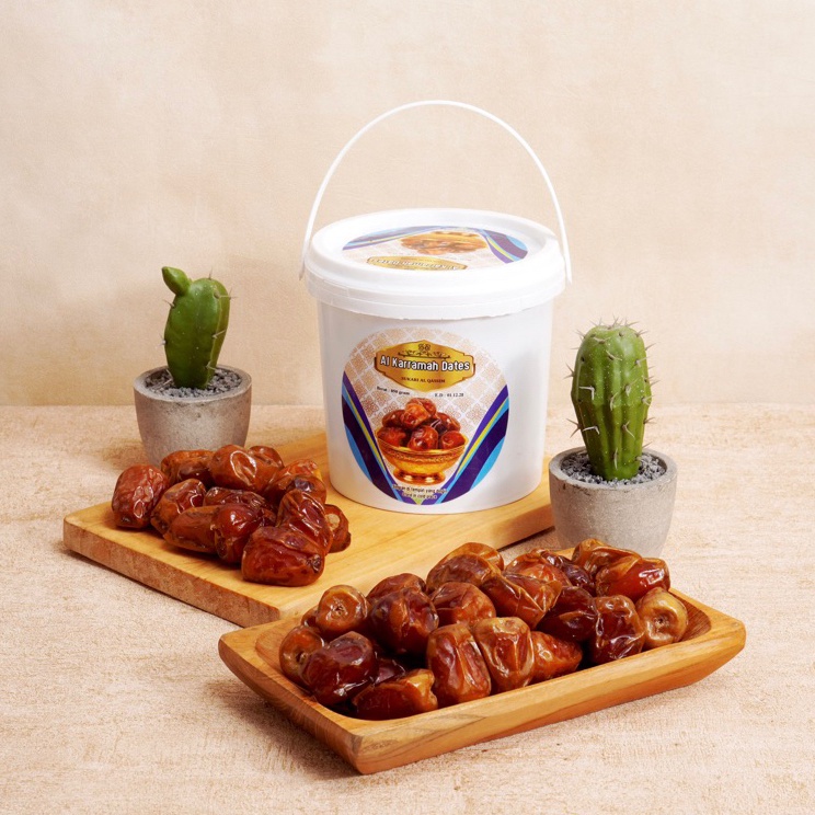 

DLVC874 V44859 Kurma Ember 75 Gr Kurma AlKarramah Dates Premium