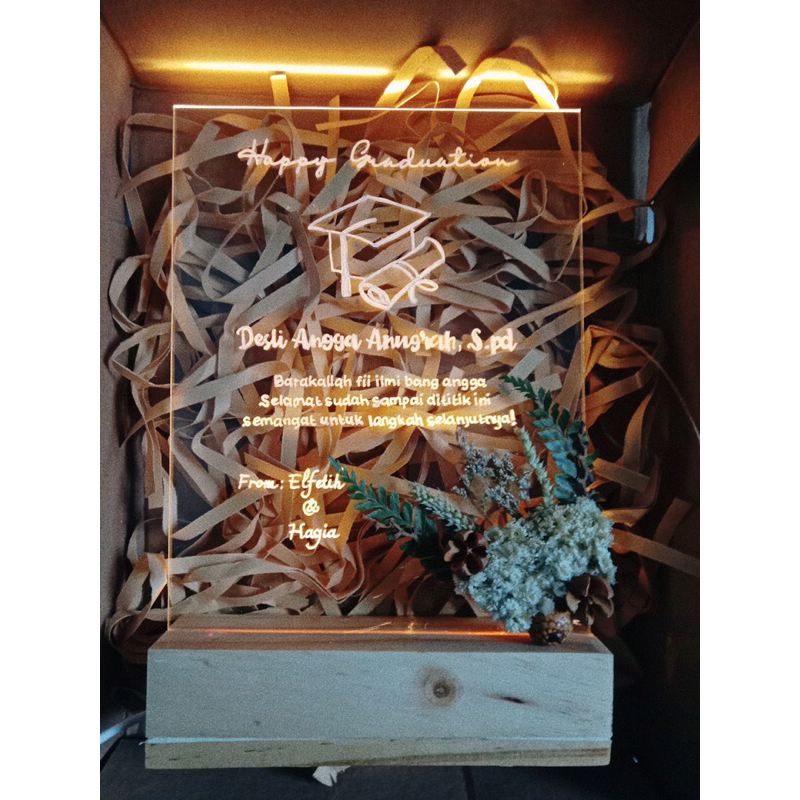 

Gift box acrylic custom