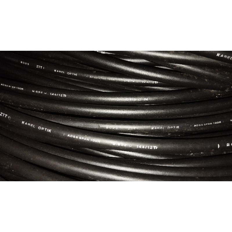 kabel fiber optik 144 core duct adss