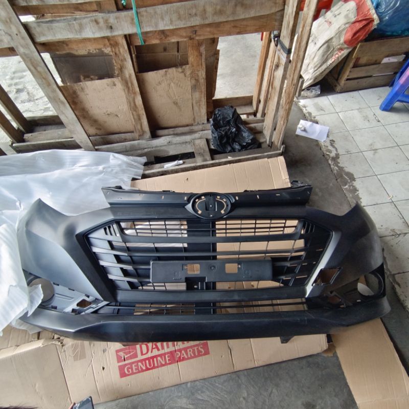 bemper depan sigra sampai 2018 ori