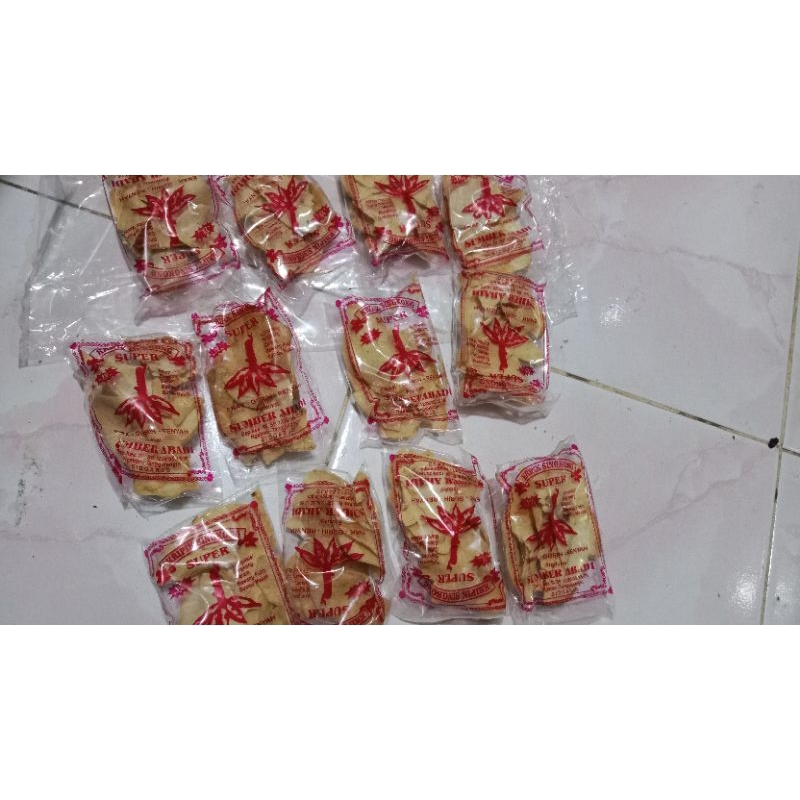 

kripik Singkong super isi 20 pcs