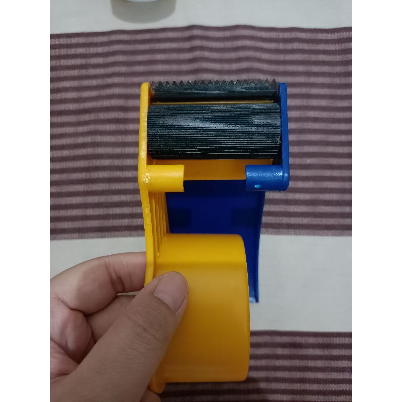 

pemotong solatip / solasiban untuk paket