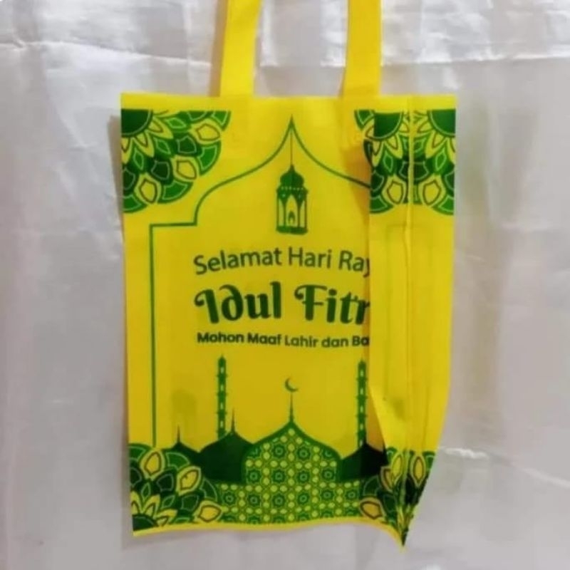 

Tas Lebaran UK. 30 x 40 x 10