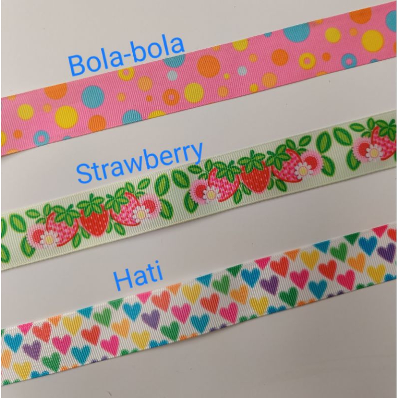 

Pita Grosgrain 1" Bola-bola - Strawberry - Hati