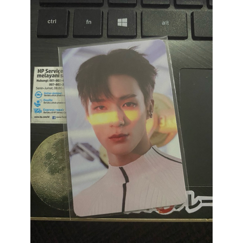 jeno universe photocard