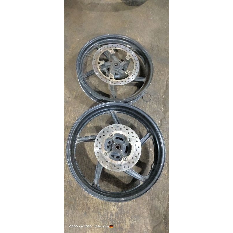 Velg cbr 150r old thn 2016