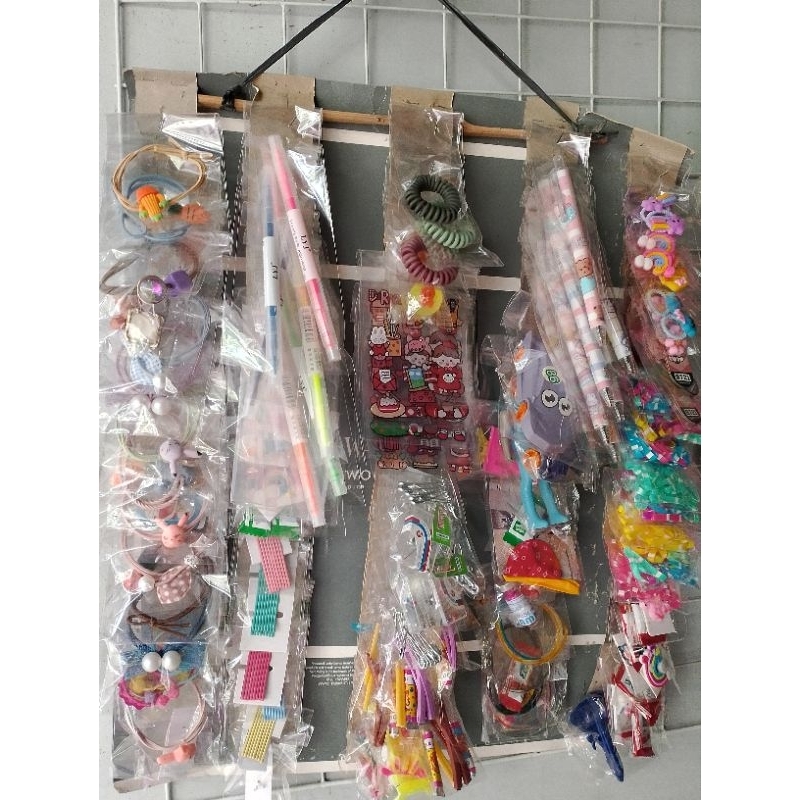 Aksesoris anak serba 2000