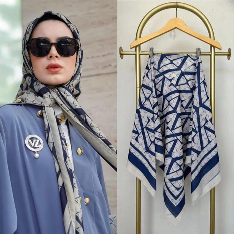 SEGI EMPAT/HIJAB VIVI ZUBEDI