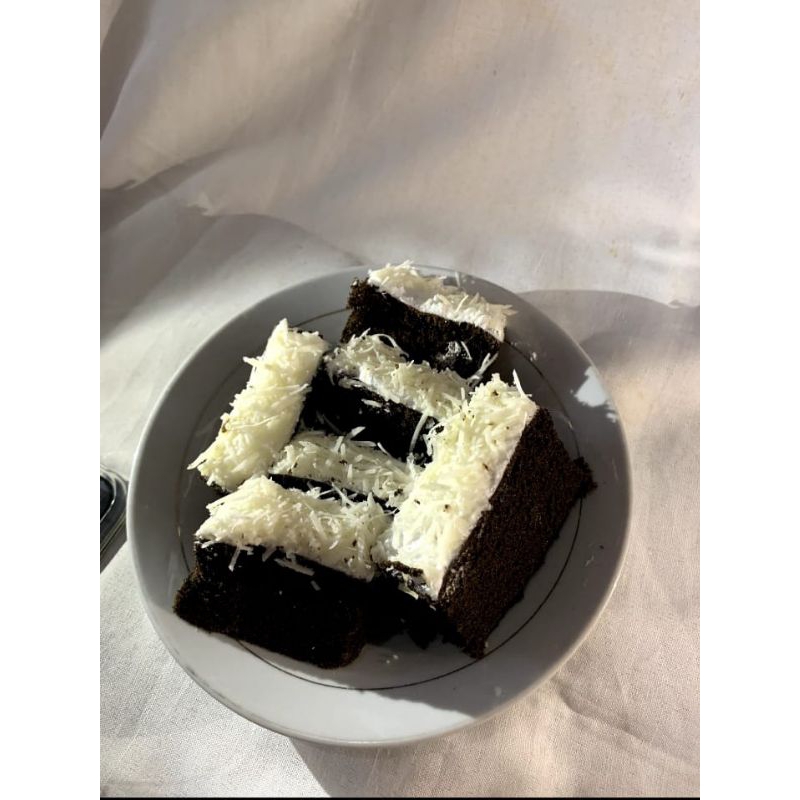 

Kue Bolu/Bolu Cake/Kue Bronis