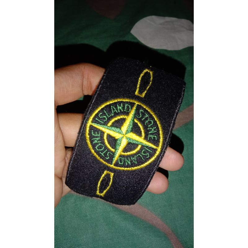 BadgeStoneIsland