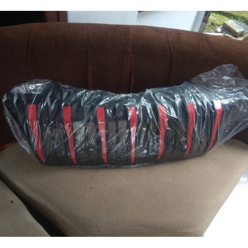 Grill panther grand touring tahun 2005-2016 apollo