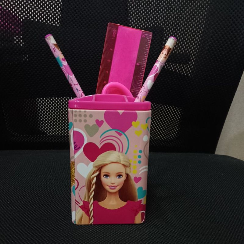 

Kotak Pensil