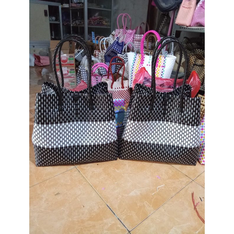 tas anyam jali ukuran jumbo