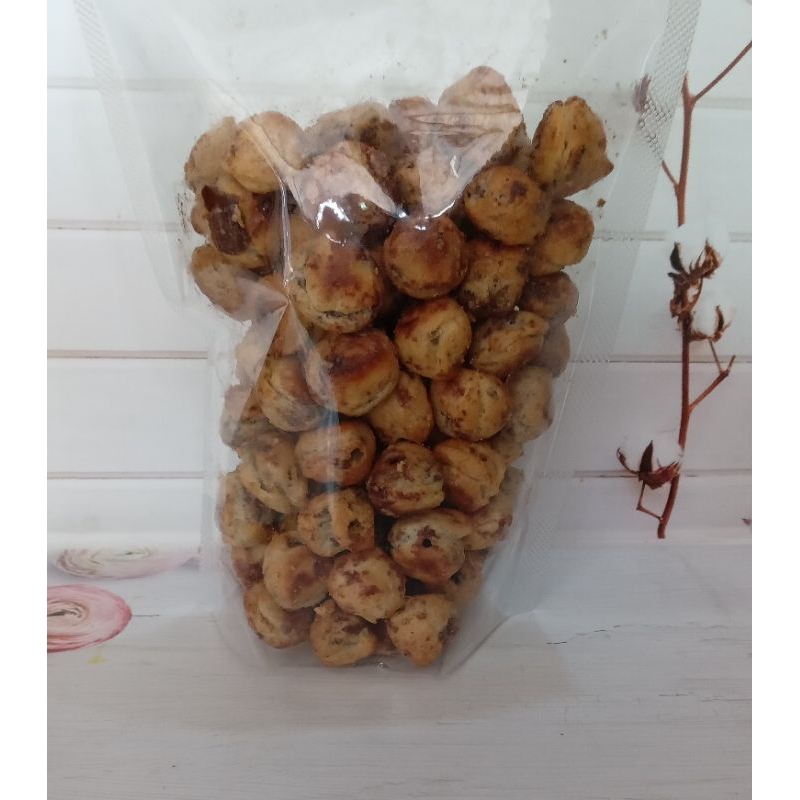 

soes kering isi cokelat@250gram