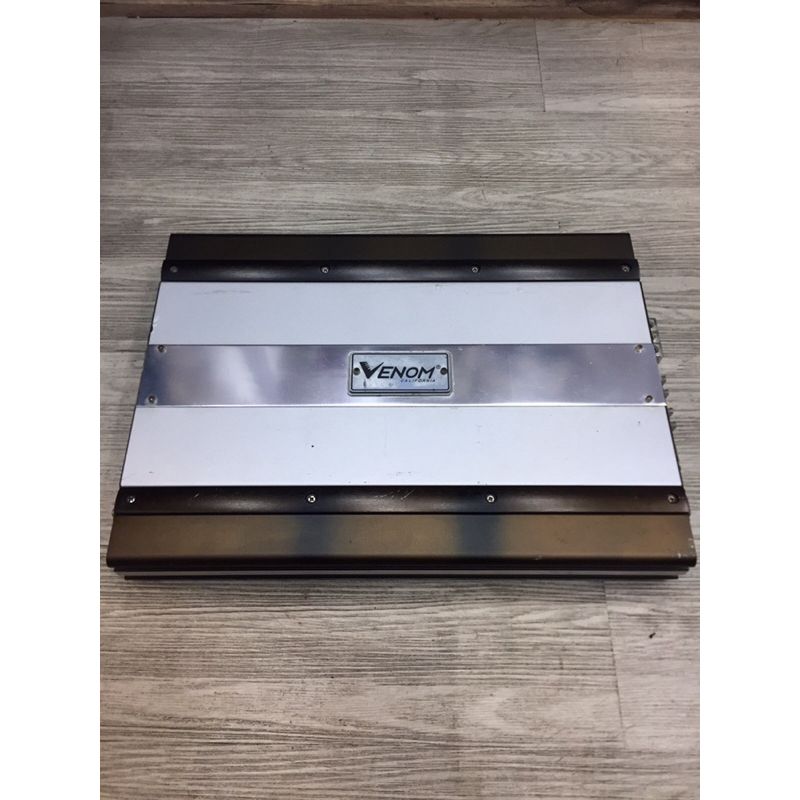 monoblok venom v1600d