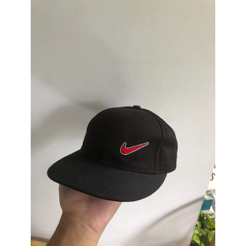 Topi Nike 90s Swoosh Strap