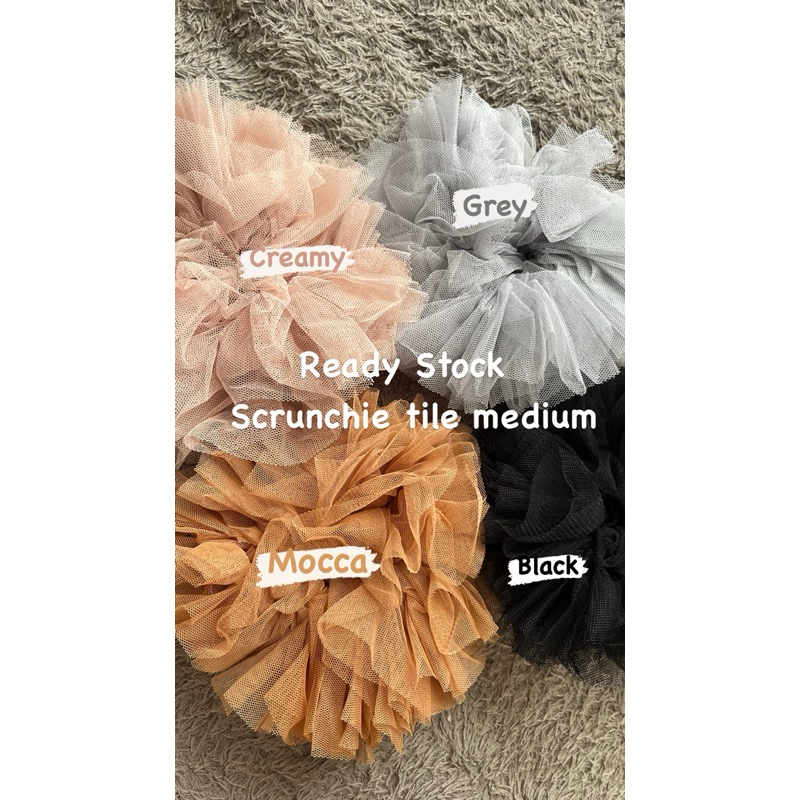 Scrunchie hijab Scrunchie hijab tile Scrunchie premium