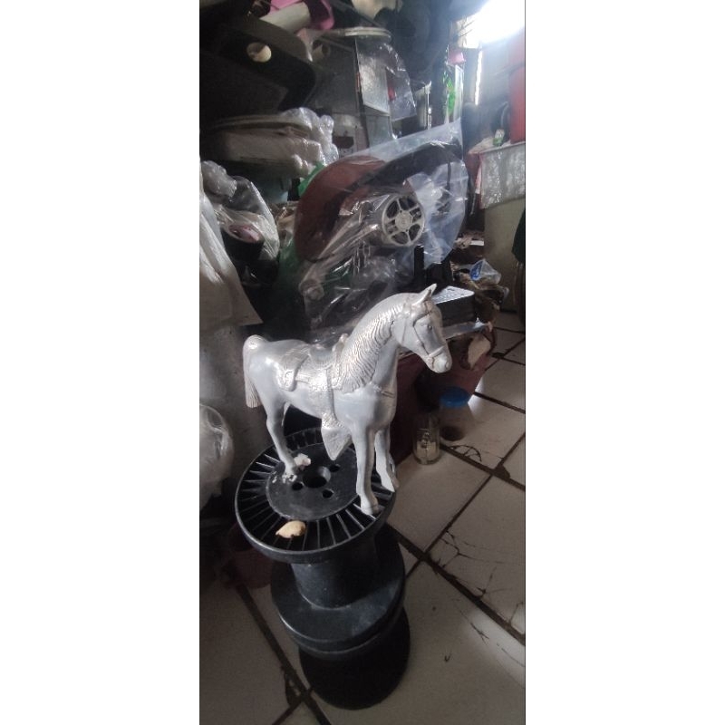 PAJANGAN BARANG ANTIK VINTAGE