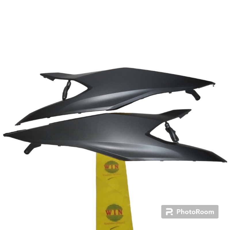 ￼Body samping kanan kiri / Body Belakang Beat New led 2020 terbaru hitam doff