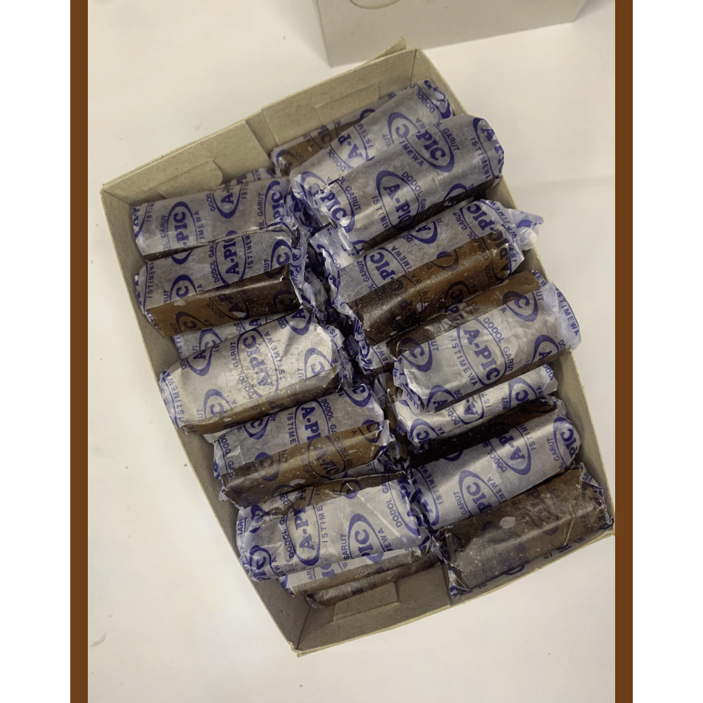 

Dodol Garut kombinasi Coklat Susu original Murah