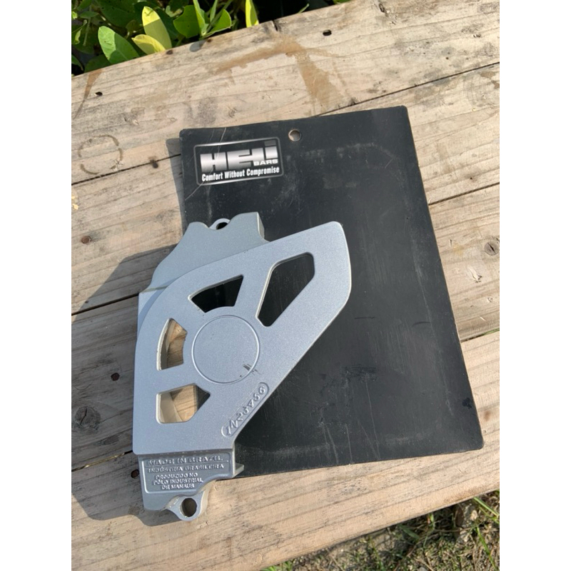 cover gear depan crf 230 cover gear crf 230 tutup gear depan crf tutup gear depan cb racing