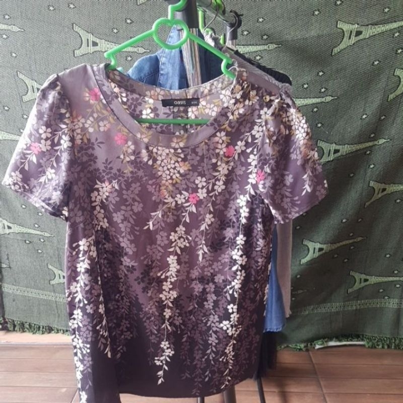 Blouse Dalaman Preloved