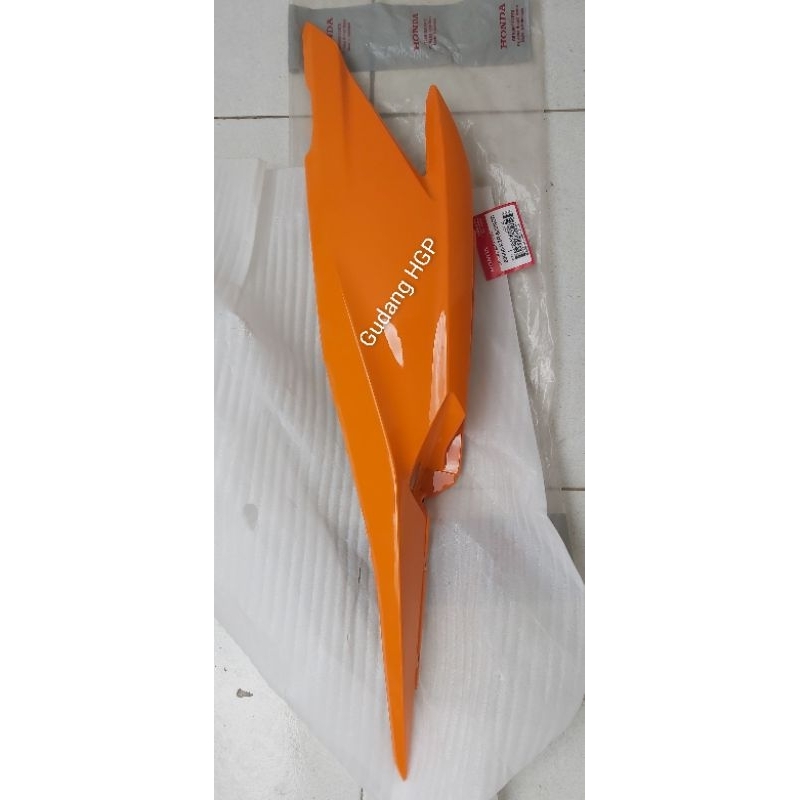 Cover Body L Orange Honda Vario 125 Old Bohlam 83600-KZR-600NOR Ori Honda Genuine Parts