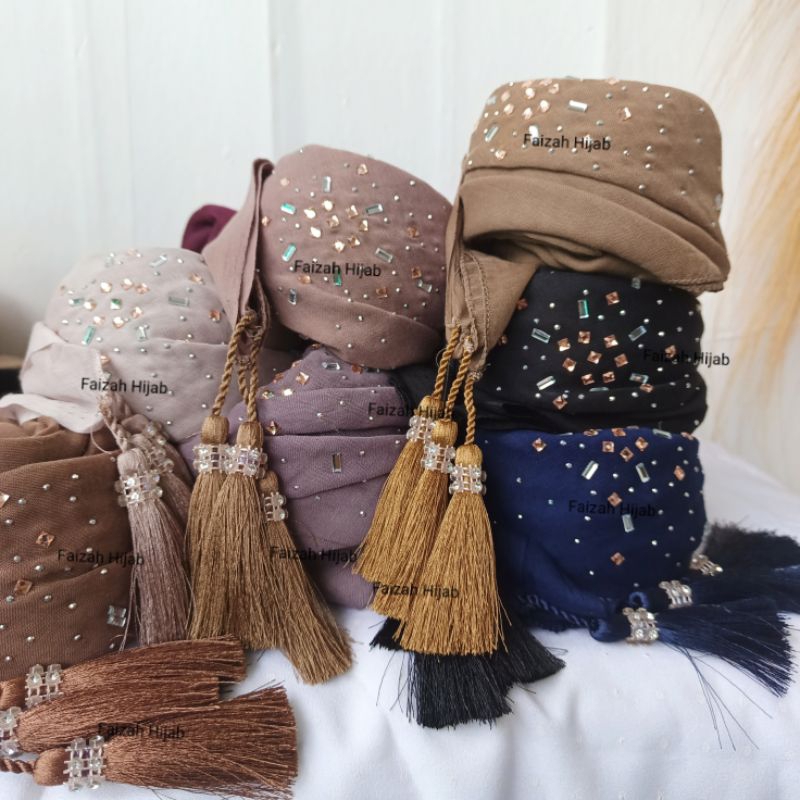 Hijab Jilbab Segiempat Paris Cristal Swarovski Payet Tabur