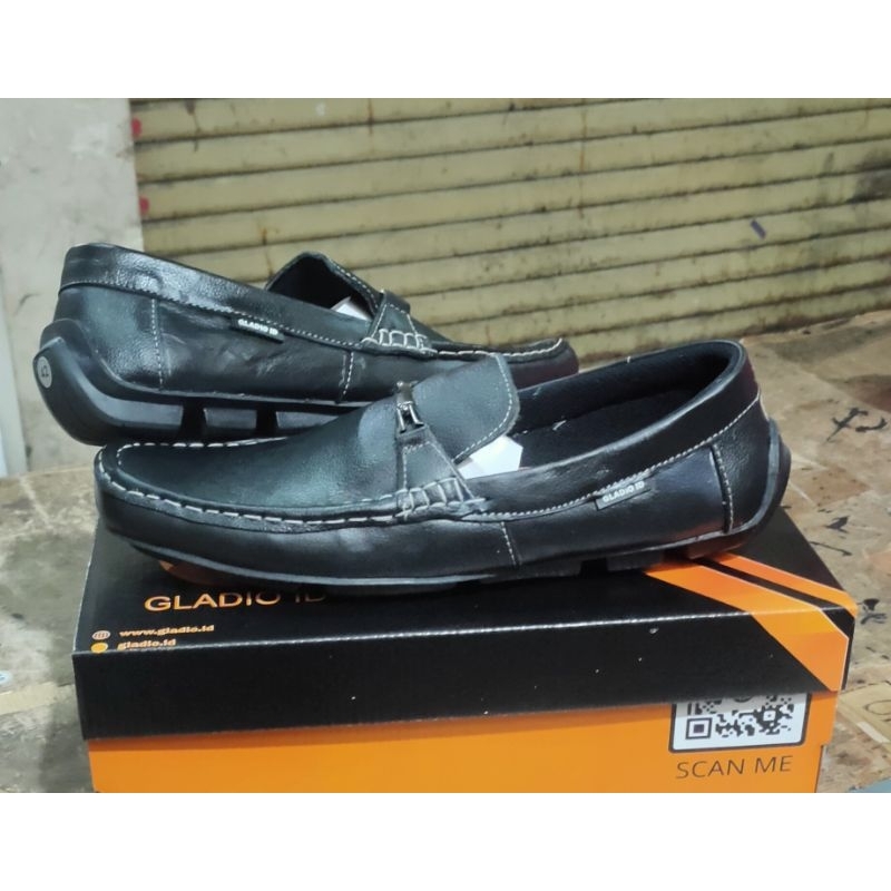 Sepatu Gladio Slip On Kulit Asli Slop Pansus Pria Casual Moccasin