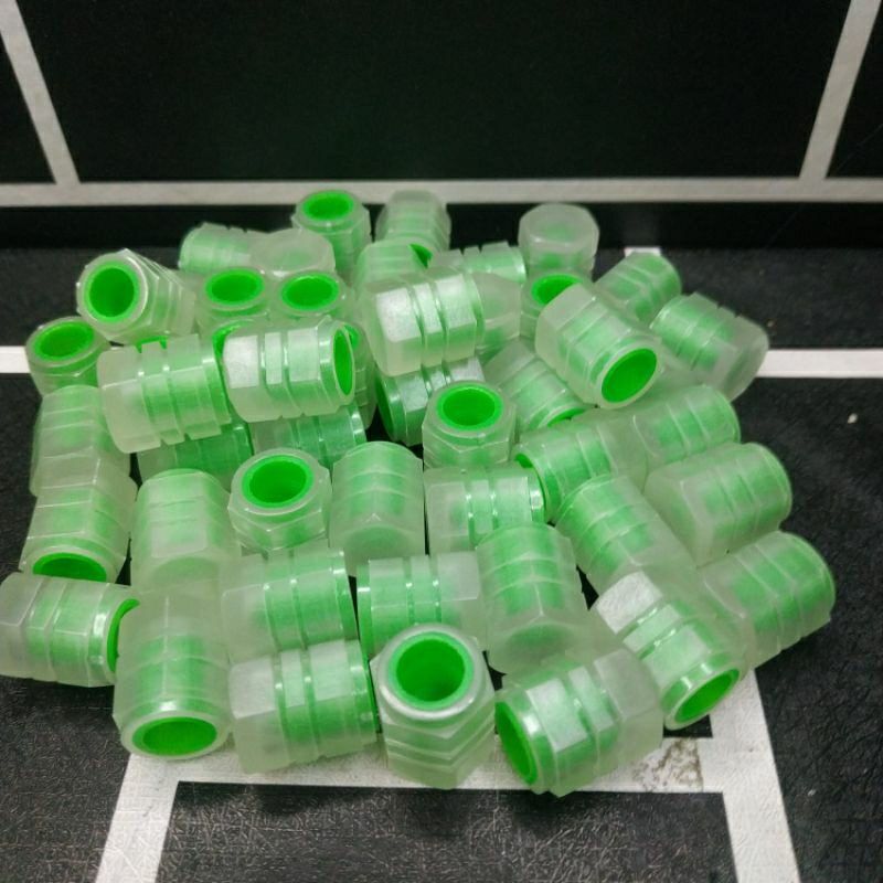 TUTUP PENTIL BAN GLOW IN THE DARK