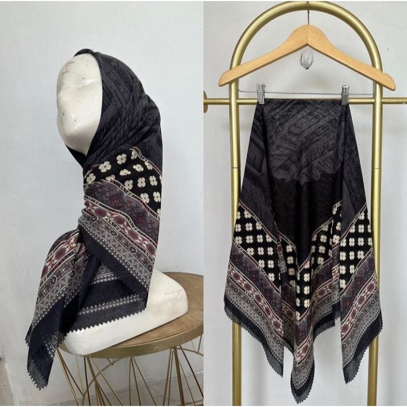 Segi empat Denai Hijab Voal Denay Segi empat motif printing premium hijab MOTIF Scarve