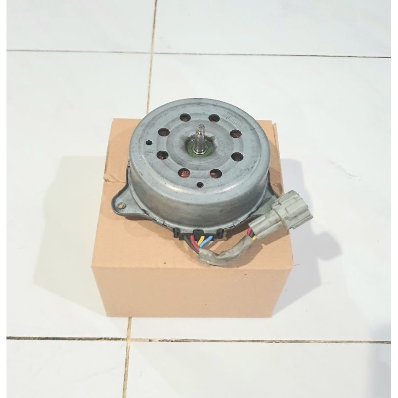 Motor fan radiator march nissan