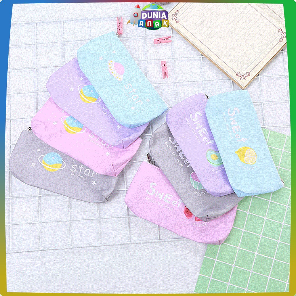 

Pencil Case FruitTempat Pensil Motif Buah Sweet Simple Perlengkapan Sekolah Anak Lucu / Tempat Penyimpanan Alat Tulis Pulpen DUNIA ANAK A51