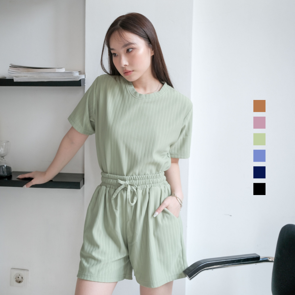 SAGI - Yumi Knit Set | Setelan Kaos Celana Pendek Stretch Katun Polos Premium Wanita